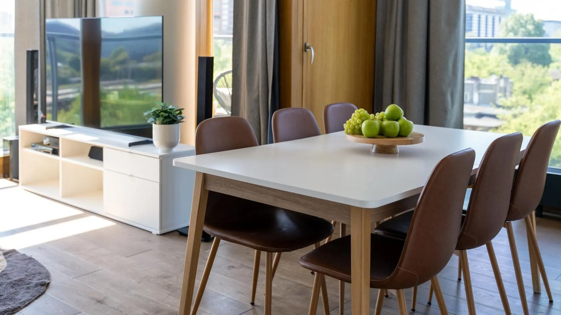 Warsaw Prestige Suites - 86M2, Two-Level Loft, Parking - By Rentujemy
