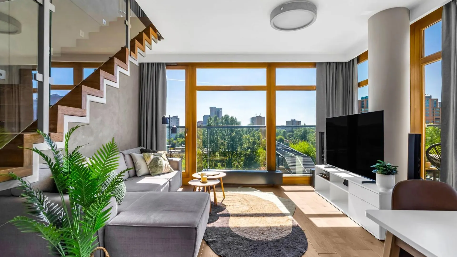 Warsaw Prestige Suites - 86M2, Two-Level Loft, Parking - By Rentujemy Polen